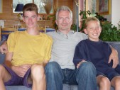 2002 08Yves & kids.JPG